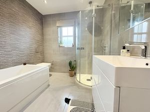 Photo 1- click for photo gallery